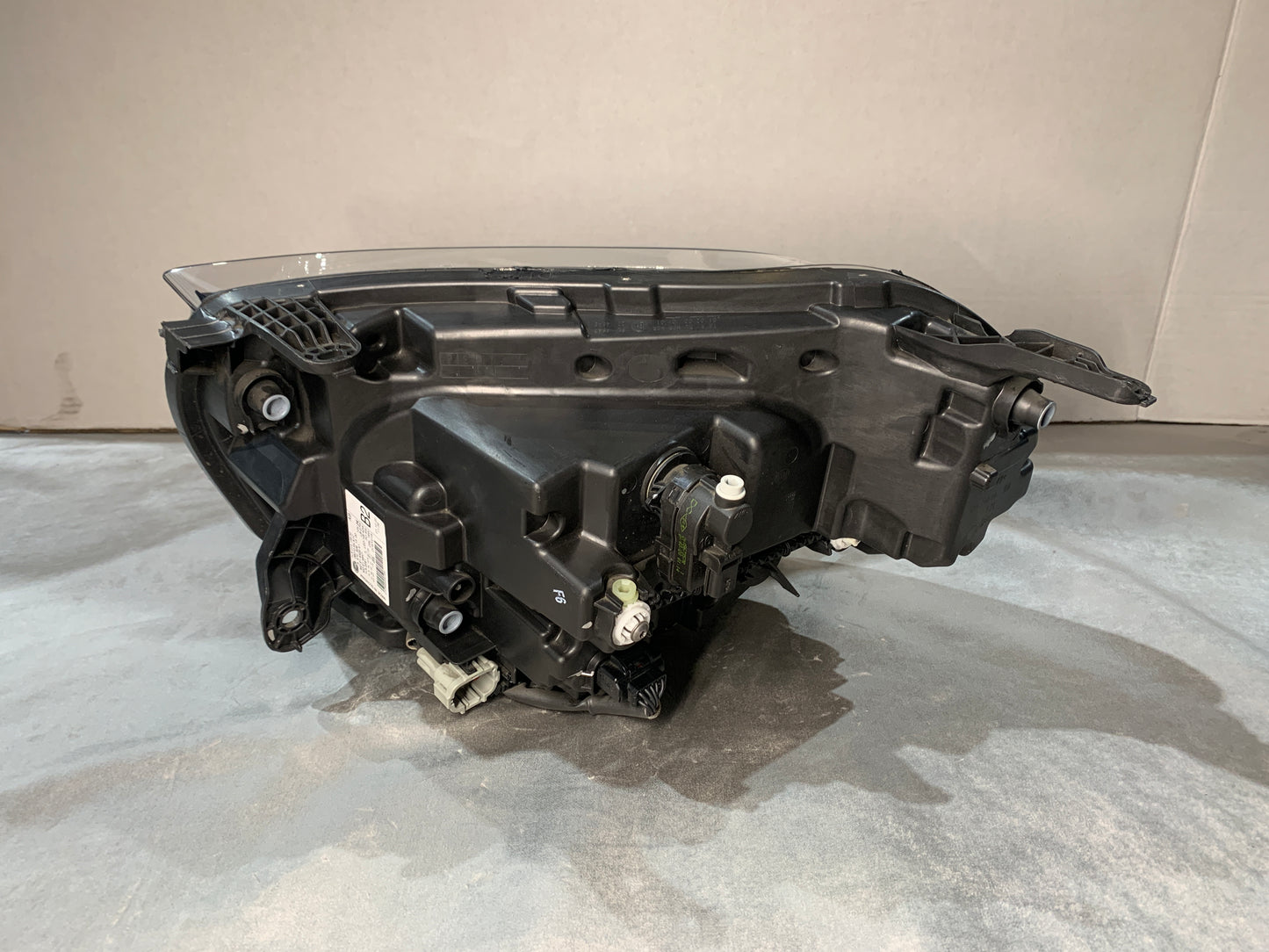 MERCEDES X CLASS W470 RHS RIGHT LED XENON HEADLIGHT A4709061300