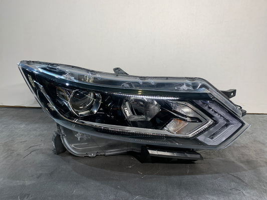 NISSAN QASHQAI J11 RHS RIGHT HALOGEN HEADLIGHT 26010HV05B