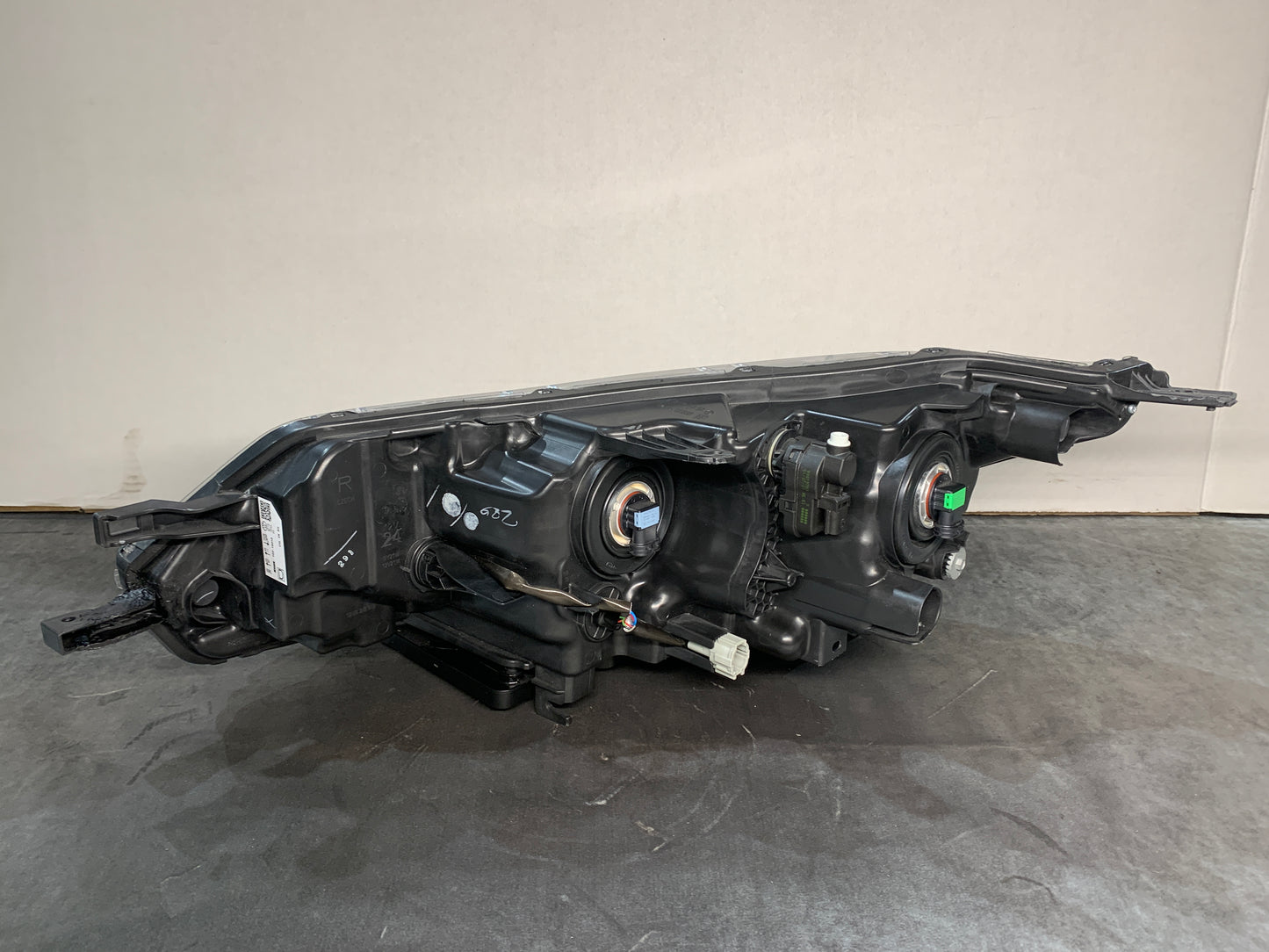 NISSAN QASHQAI J11 RHS RIGHT HALOGEN HEADLIGHT 26010HV05B