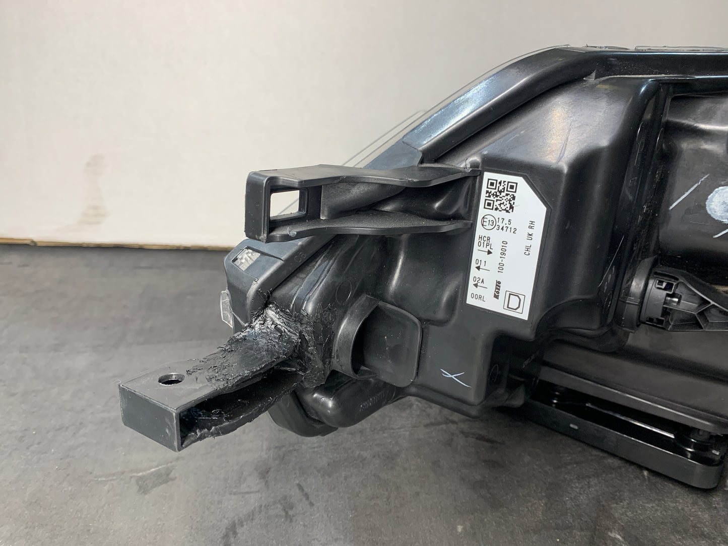 NISSAN QASHQAI J11 RHS RIGHT HALOGEN HEADLIGHT 26010HV05B
