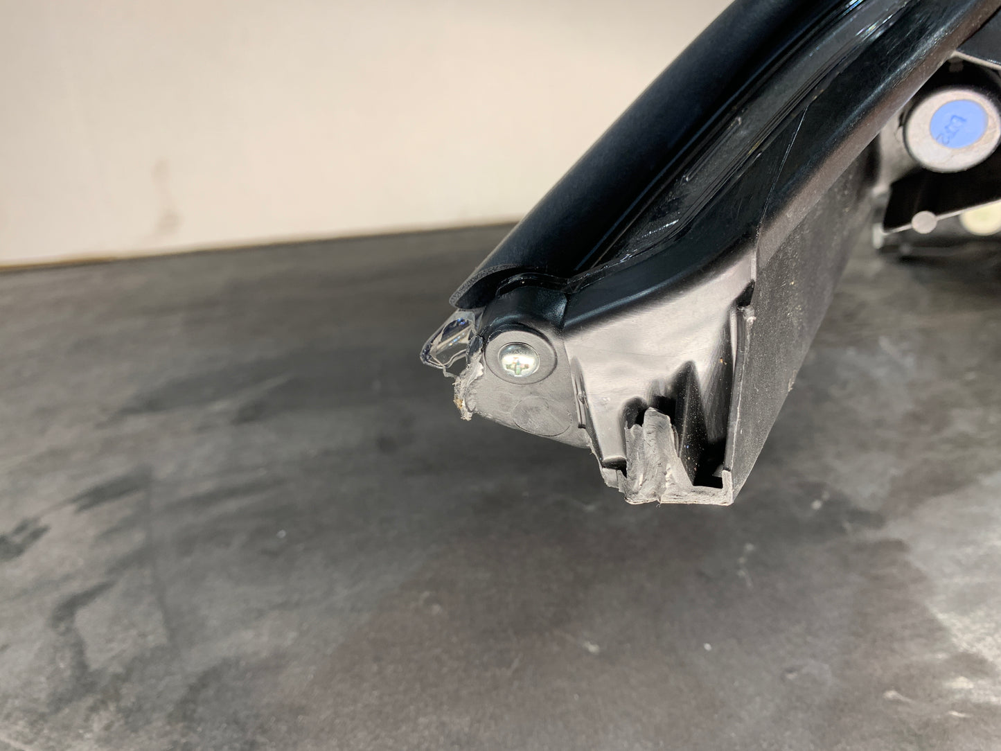 TOYOTA C-HR LHS LEFT LED HEADLIGHT NGX50 2016 - 2019