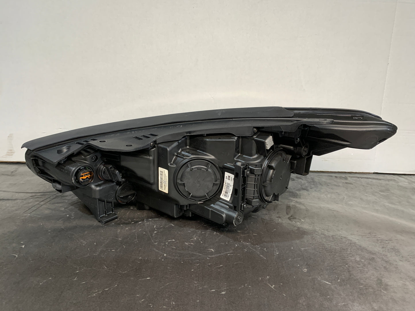 HYUNDAI SANTAFE LHS LEFT HEADLIGHT 2013-2019