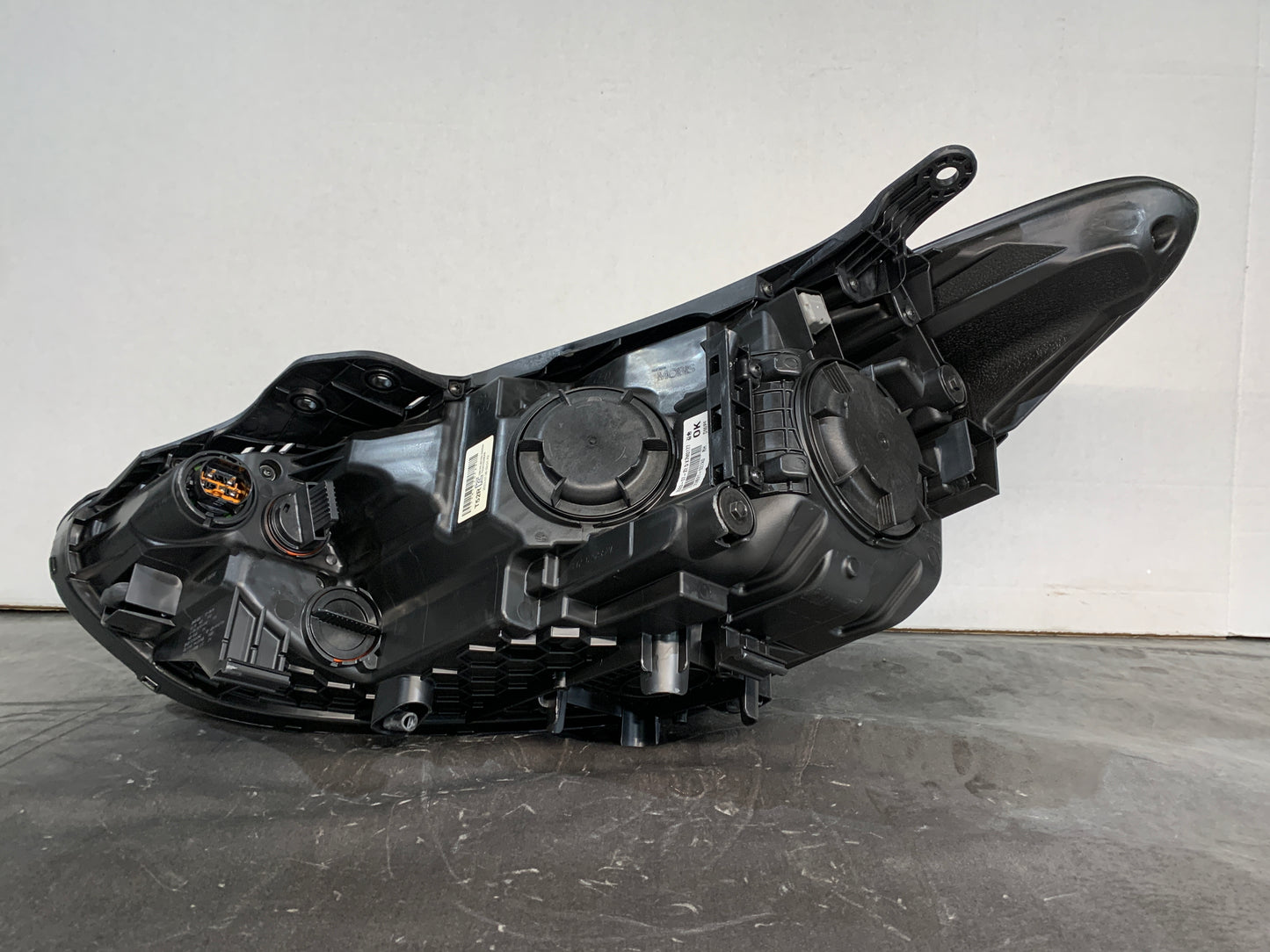 HYUNDAI SANTAFE LHS LEFT HEADLIGHT 2013-2019