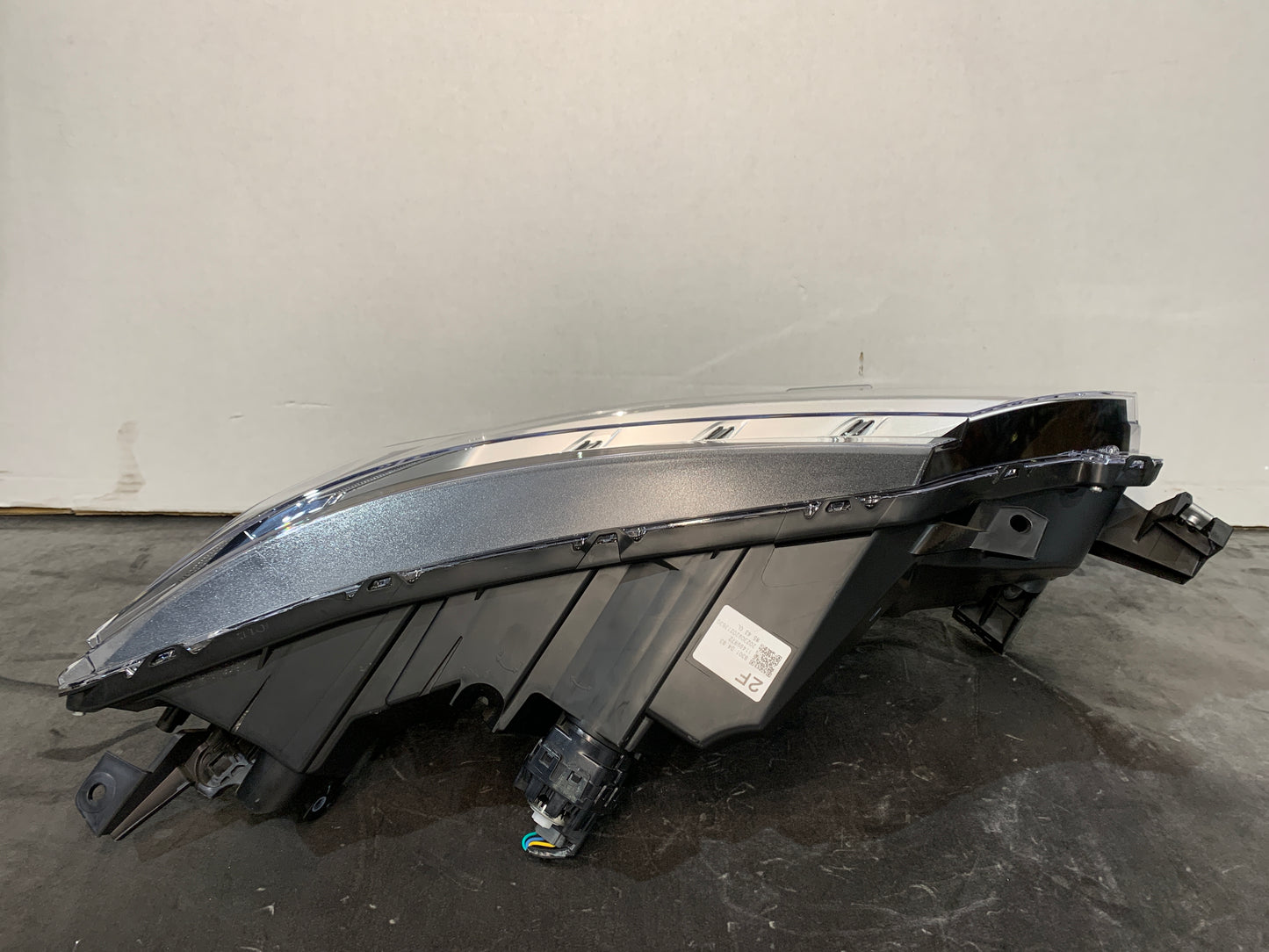MITSUBISHI ASX LHS LEFT LED HEADLIGHT 8301D4-83