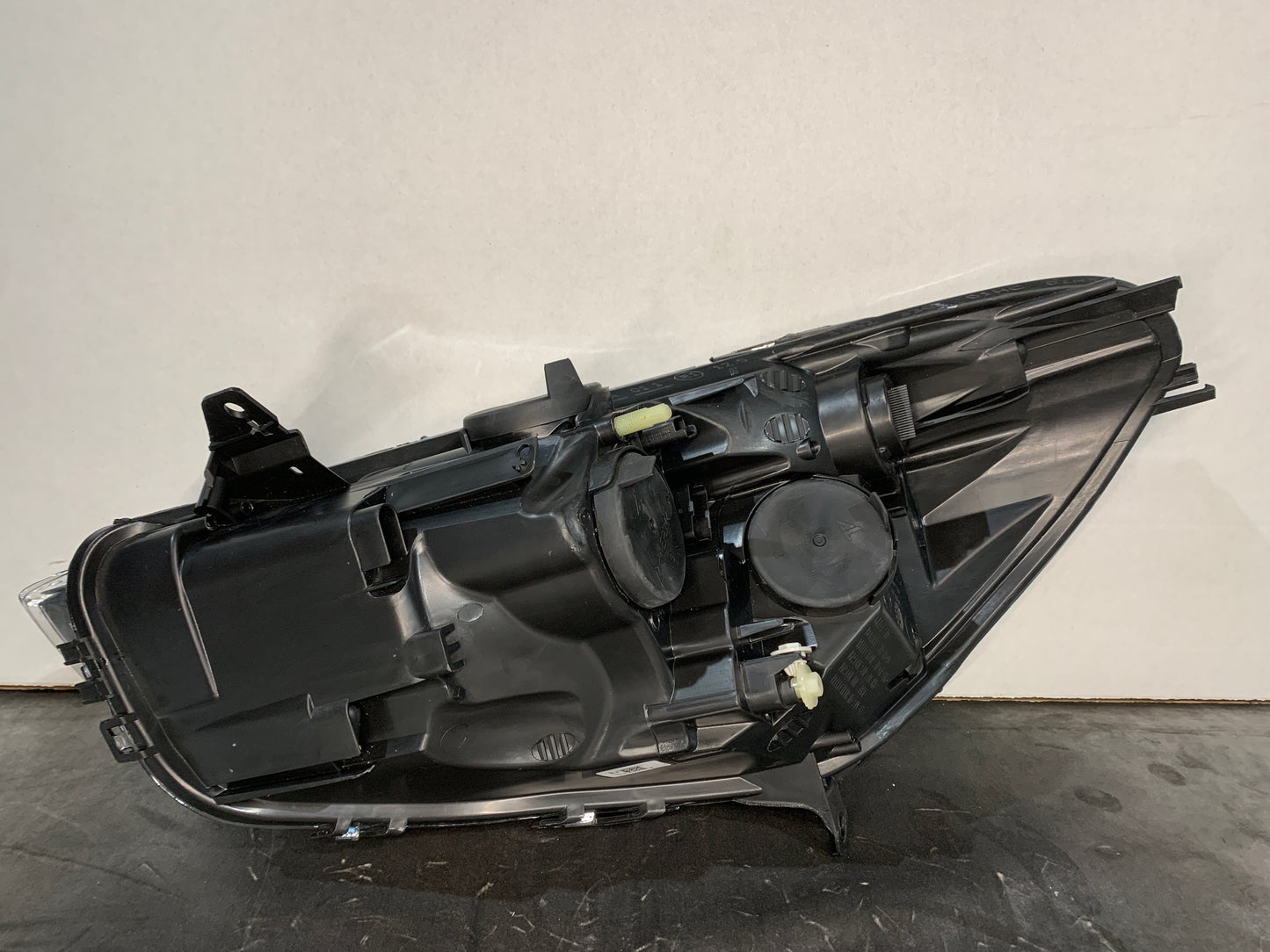 RENAULT CLIO 4 X98 RHS RIGHT HALOGEN HEADLIGHT 2013-2016