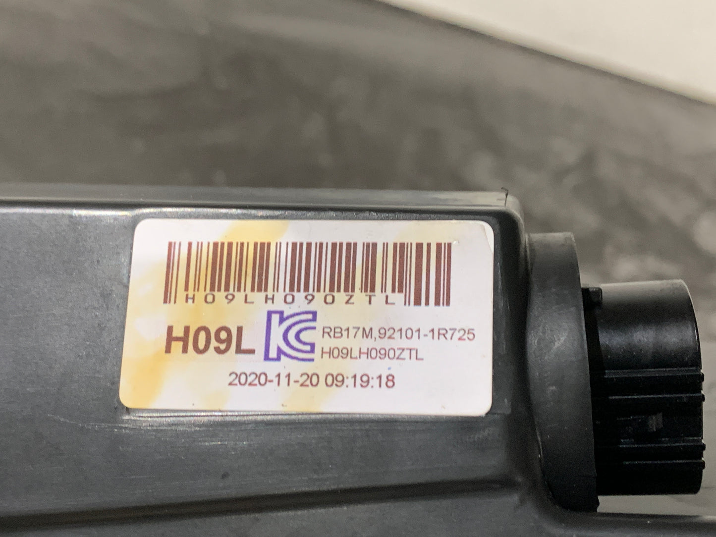 HYUNDAI ACCENT RB LHS LEFT HALOGEN HEADLIGHT 2014-2019