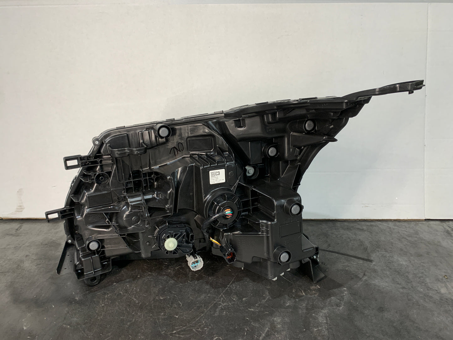 NISSAN PATROL Y62 RHS RIGHT LED HEADLIGHT 2019-2025