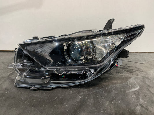TOYOTA COROLLA AURIS NZE181H LHS LEFT HALOGEN HEADLIGHT 2015-2018