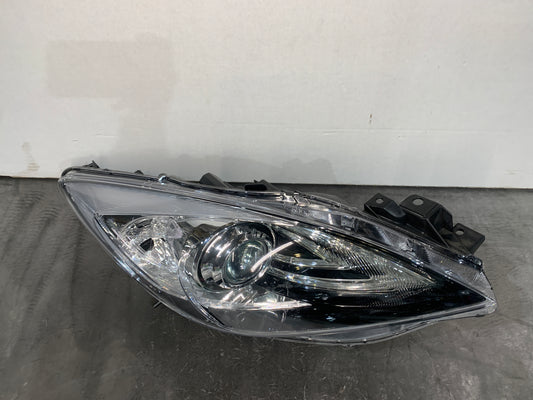 MAZDA 3 RHS RIGHT XENON HEADLIGHT 2010-2013