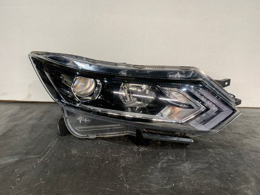 NISSAN QASHQAI J11 RHS RIGHT HALOGEN HEADLIGHT 26010HV05B