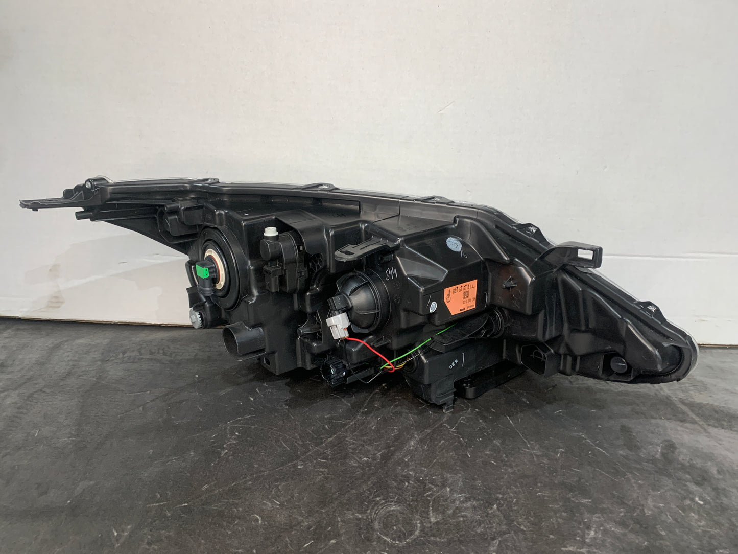 NISSAN QASHQAI J11 LHS LEFT HALOGEN HEADLIGHT 2014-2017