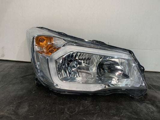 SUBARU FORESTER RHS RIGHT HALOGEN HEADLIGHT 2013-2016