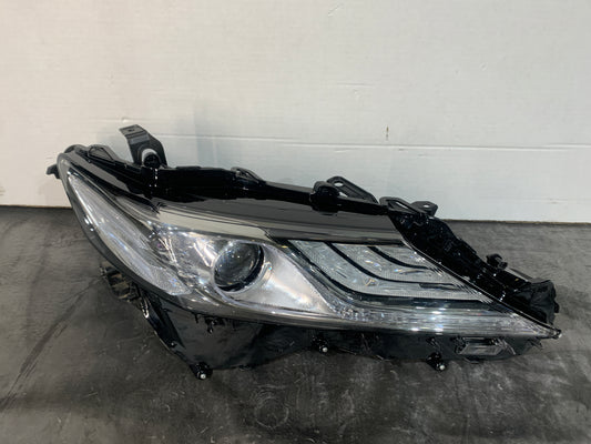 TOYOTA CAMRY XV70 RHS RIGHT LED HEADLIGHT 2018-2022