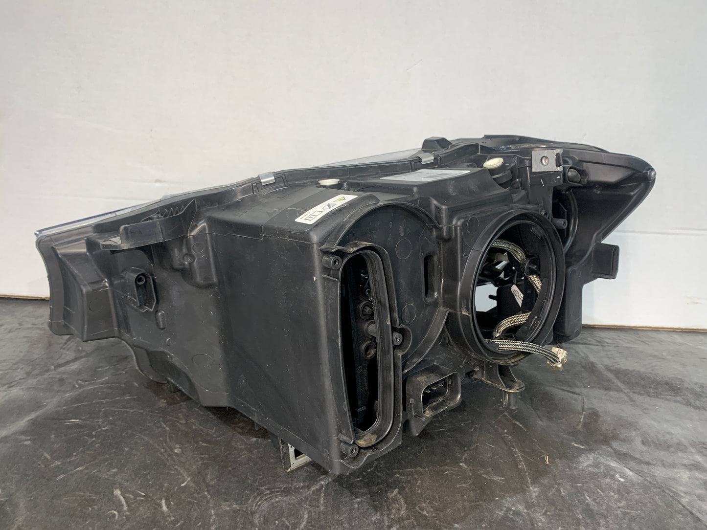 BMW X3 X4 F25 F26 RHS RIGHT XENON LCI HEADLIGHT 7400018