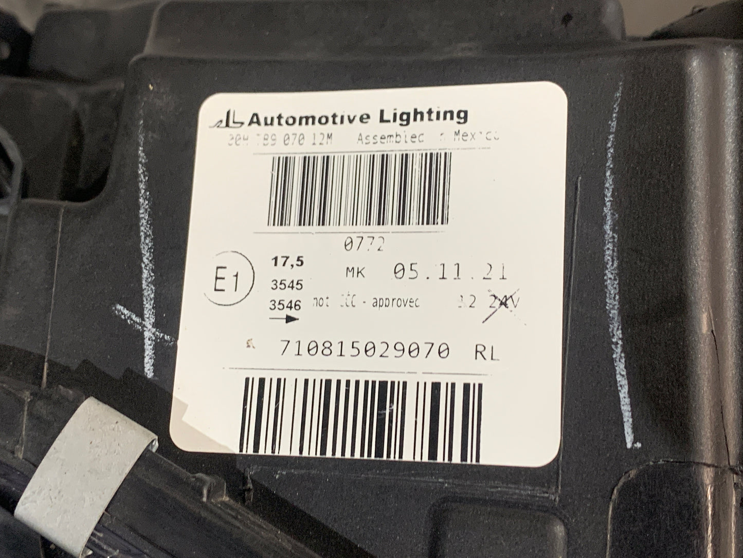 BMW X3 X4 F25 F26 RHS RIGHT XENON LCI HEADLIGHT 7400018