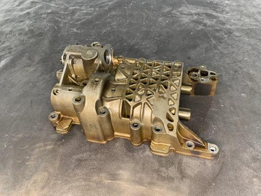 GENUINE VOLKSWAGEN AUDI BWA 2.0T GTI OIL PUMP 06B103535F