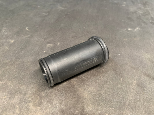 BMW 1 3 X SERIES N46 N46N IGNITION SPARK PLUG GUIDE TUBE