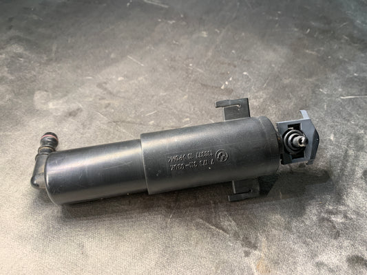 BMW 3 SERIES HEADLIGHT WASHER JET 77179311