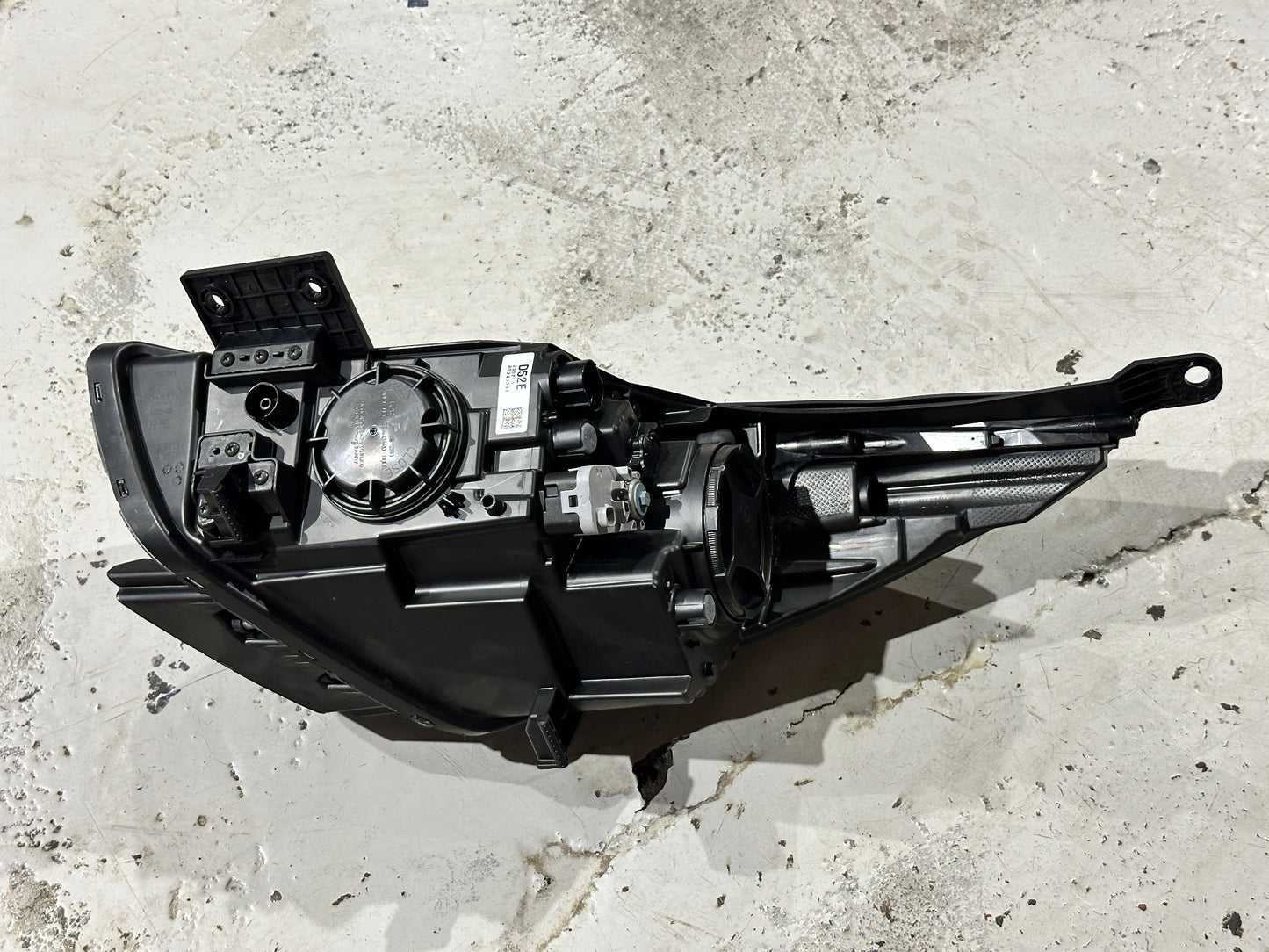 Kia Niro 2020-2022 RHS Right Headlight 92102-G5