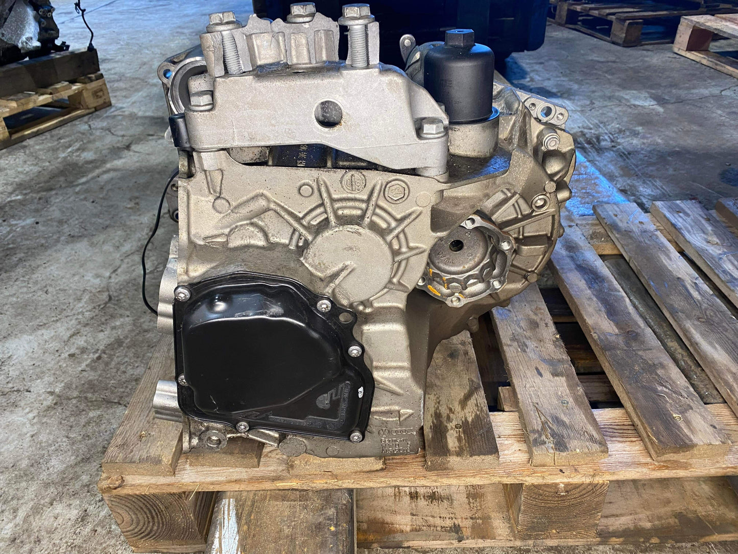 VOLKSWAGEN GOLF MK5 R32 DSG AUTOMATIC TRANSMISSION 02E300016AX KNL CODE