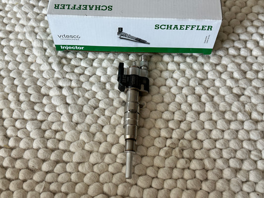 BRAND NEW GENUINE BMW N54 N63 INDEX 12 INJECTOR 7585261-12