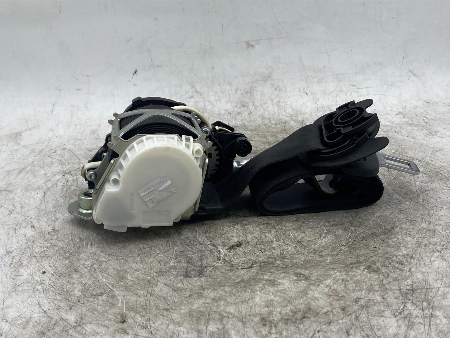 VOLKSWAGEN POLO 6R FRONT LEFT PASSENGER SEAT BELT W/ STALK 6R4 857 705 B