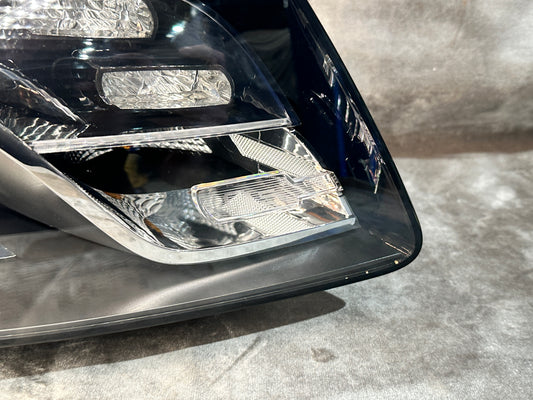AUDI Q5 8R RHS RIGHT XENON ADAPTIVE HEADLIGHT 8R0941030AK 2008-2012