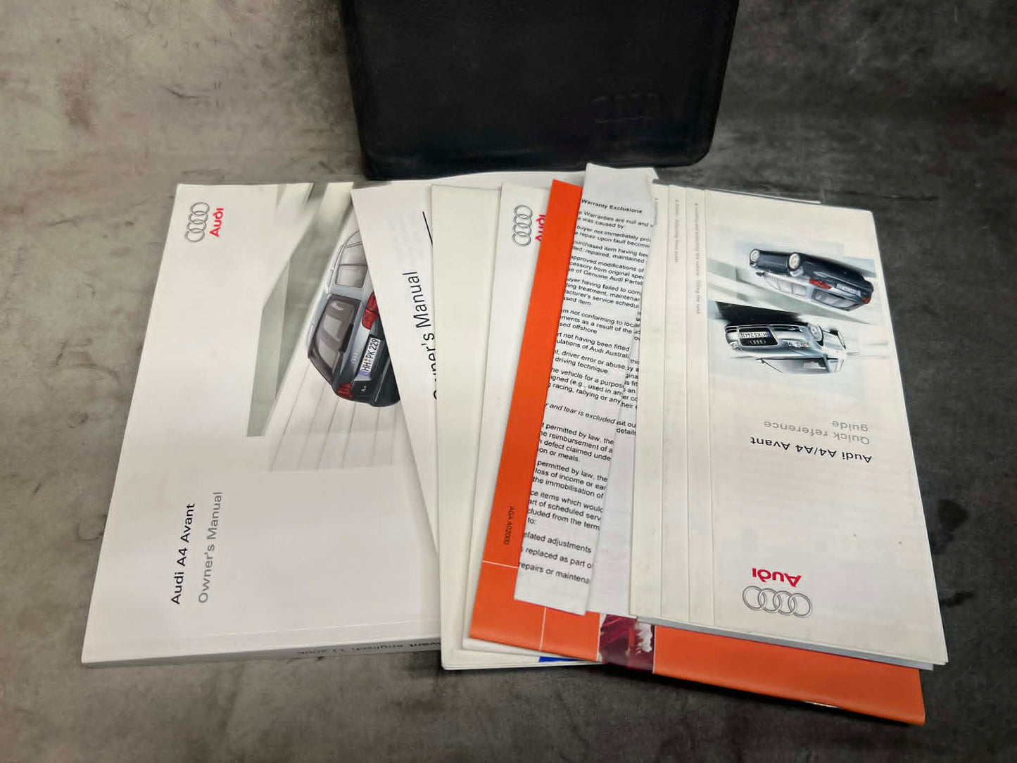 Audi A4 B7 Avant (Wagon) Owners Manual / User Handbook (Used, RHD Australia)