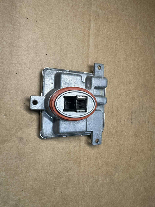 BMW 1 2 3 5 X F SERIES XENON HEADLIGHT BALLAST MODULE 7318327