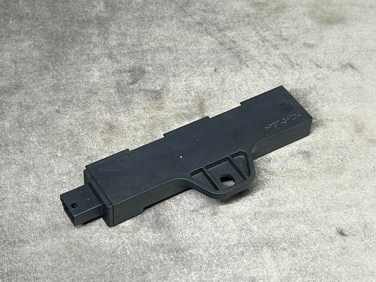 BMW 1 2 3 4 5 6 7 X SERIES EXTERIOR KEYLESS ACCESS ANTENNA MODULE 9220832