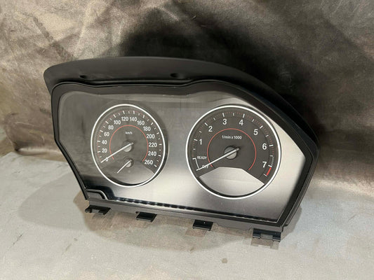 BMW 1 2 SERIES F20 F21 F23 SPEEDOMETER INSTRUMENT CLUSTER 9285596