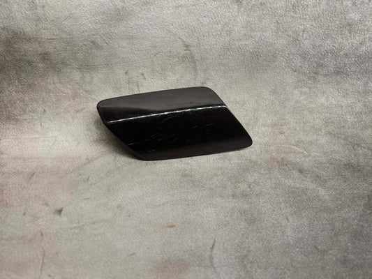 BMW E92 E93 LCI Headlight Washer Cover - Right Side 61677253394