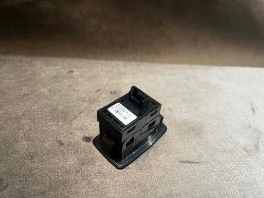 BMW 1 3 X F-SERIES REAR WINDOW SWITCH 9208106
