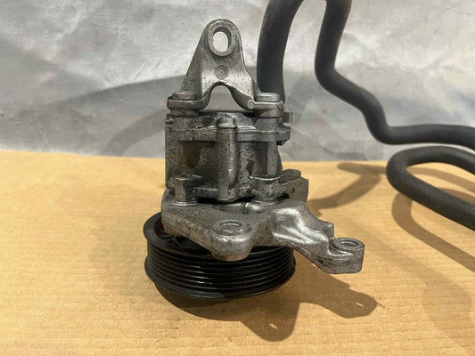 BMW 1 3 SERIES 135 335 N54 POWER STEERING PUMP 677924402