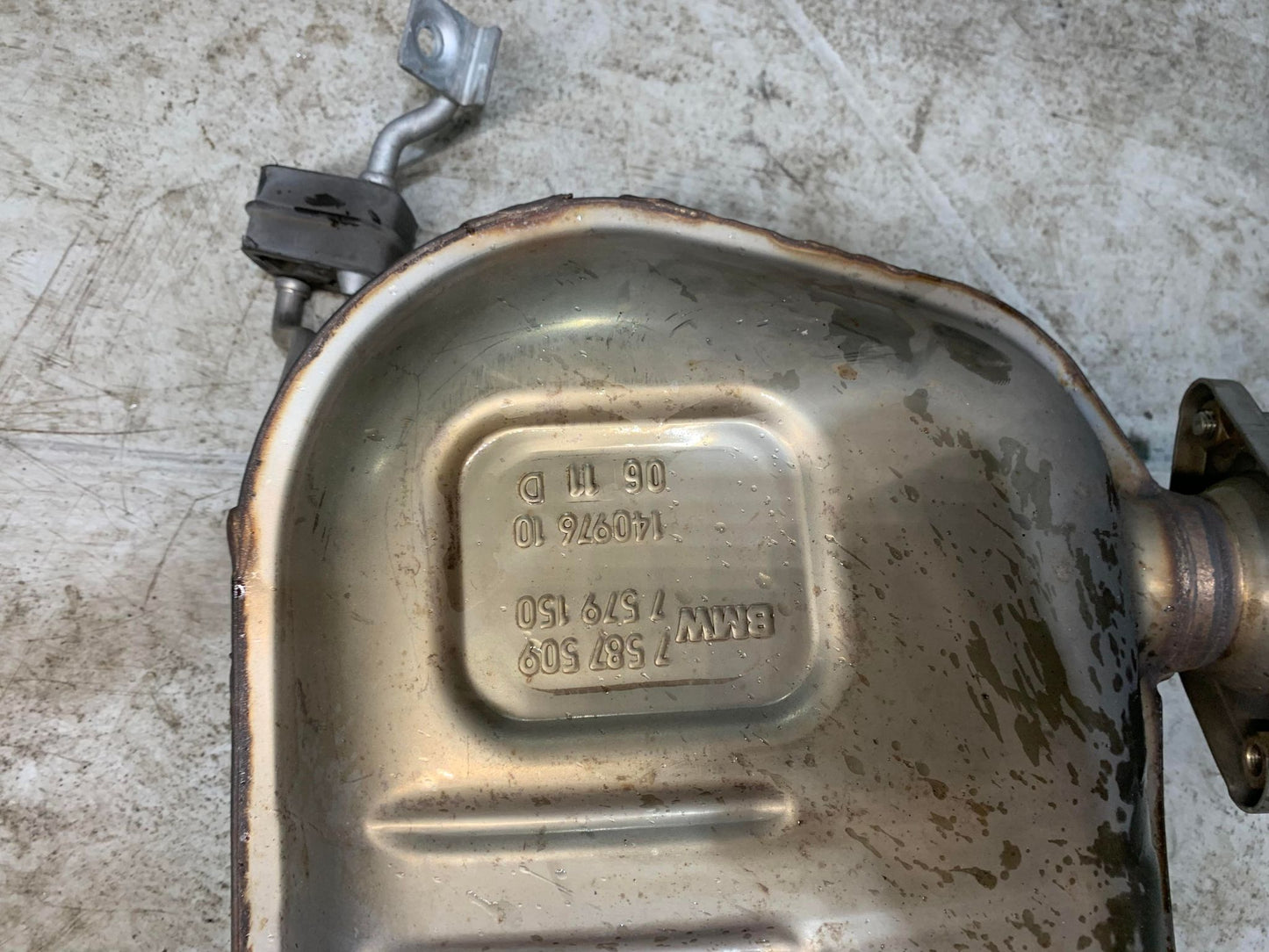 BMW 1 Series E82 120i Exhaust Muffler 7587509 7579150