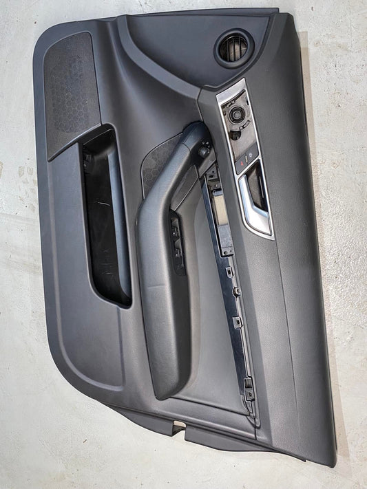 AUDI A3 8P FRONT RIGHT DRIVERS DOOR CARD