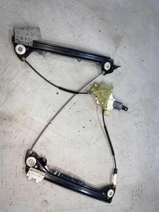 BMW 3 SERIES E93 LEFT WINDOW REGULATOR 0130822402