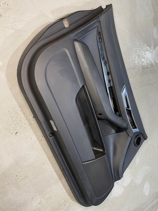AUDI A6 C6 FORNT LEFT DOOR CARD 4F1867105