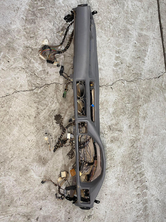 BMW 5 SERIES E34 DASH AND WIRING