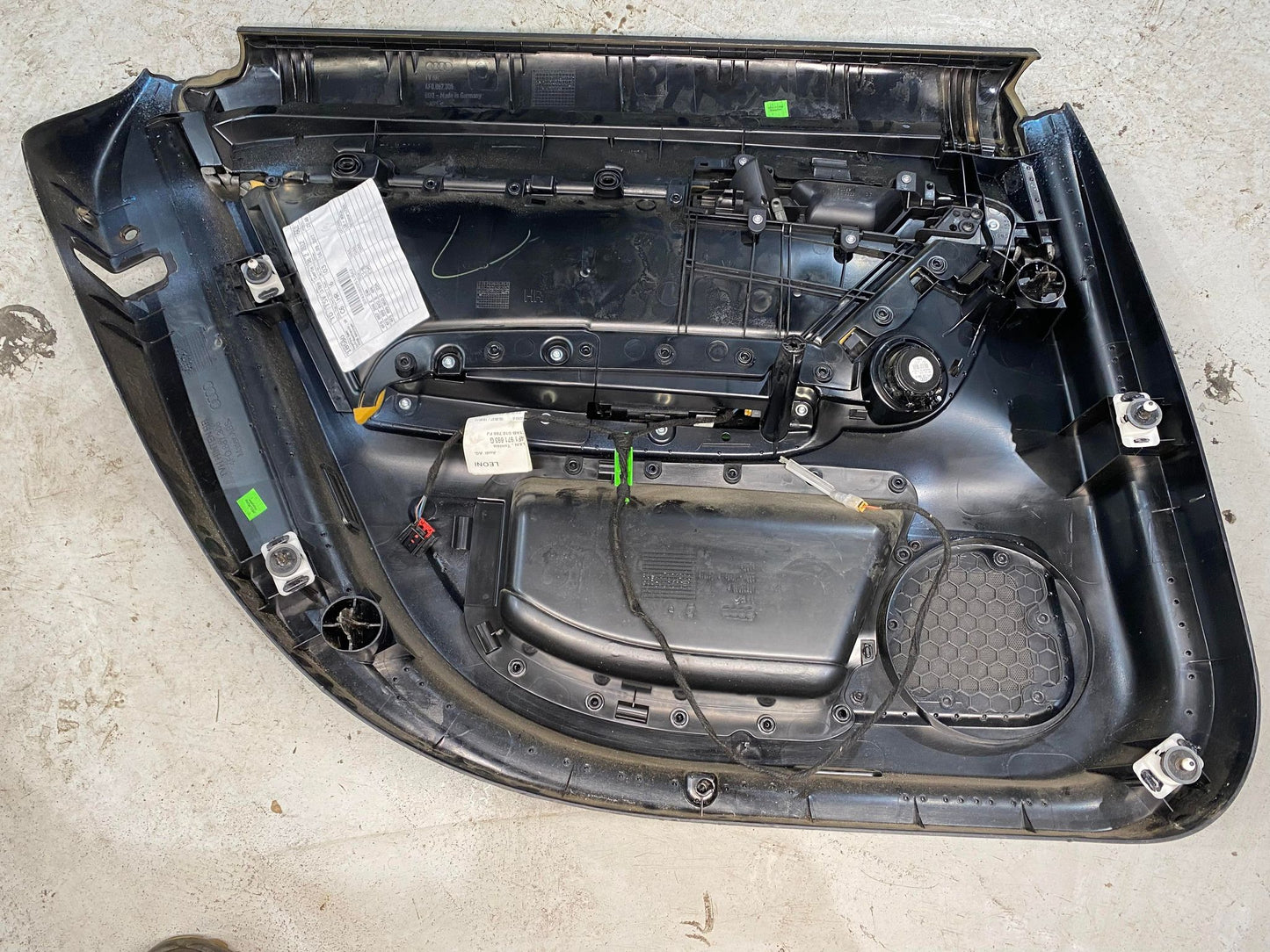 AUDI A6 C6 REAR RIGHT PASSENGER DOOR CARD