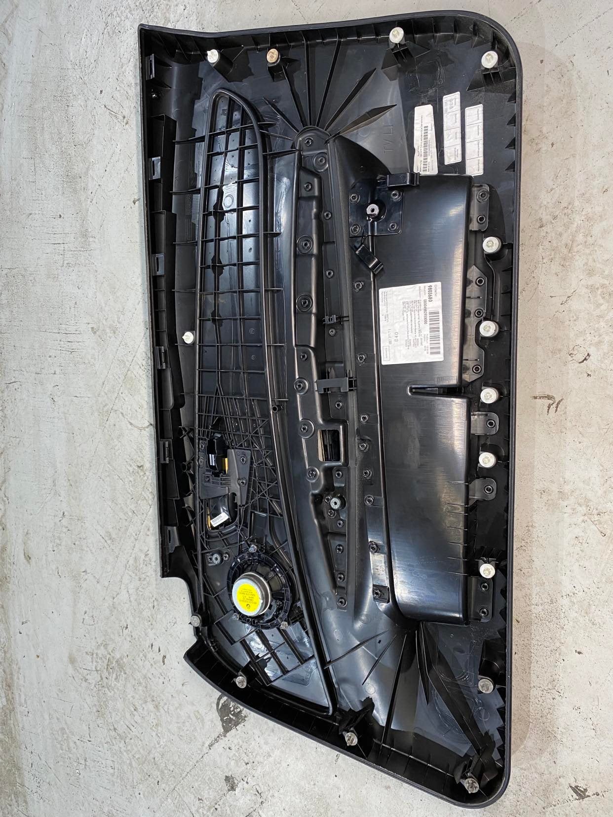 BMW 1 SERIES E82 E88 FRONT LEFT PASSENGER DOOR CARD