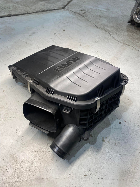 BMW 1 3 SERIES N54 135I 335I AIR INTAKE 7556547
