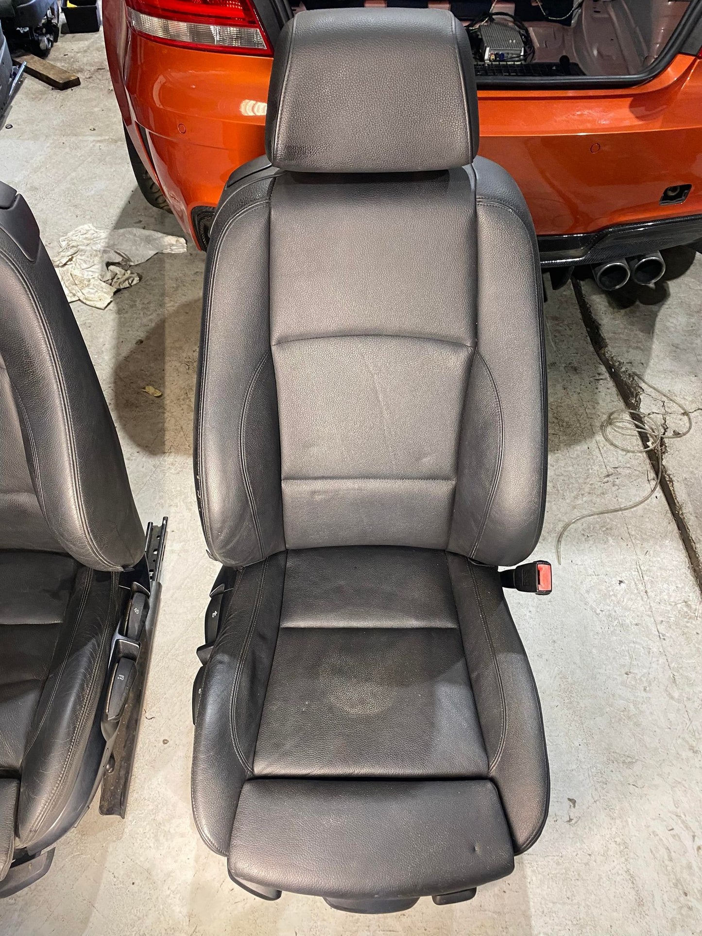 BMW 1 SERIES E82 E88 FRONT SEATS