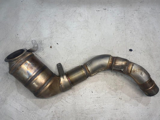 BMW X5M X6M S63R CATALYTIC CONVERTER CYLINDER 5-8 7847986