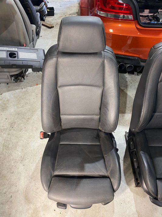 BMW 1 SERIES E82 E88 FRONT SEATS