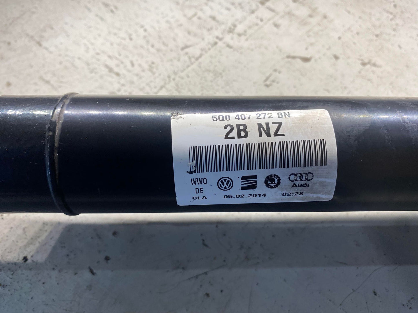 VW GOLF MK7 FRONT RIGHT DRIVESHAFT 5Q0407272