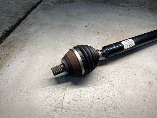 VW GOLF MK7 FRONT RIGHT DRIVESHAFT 5Q0407272
