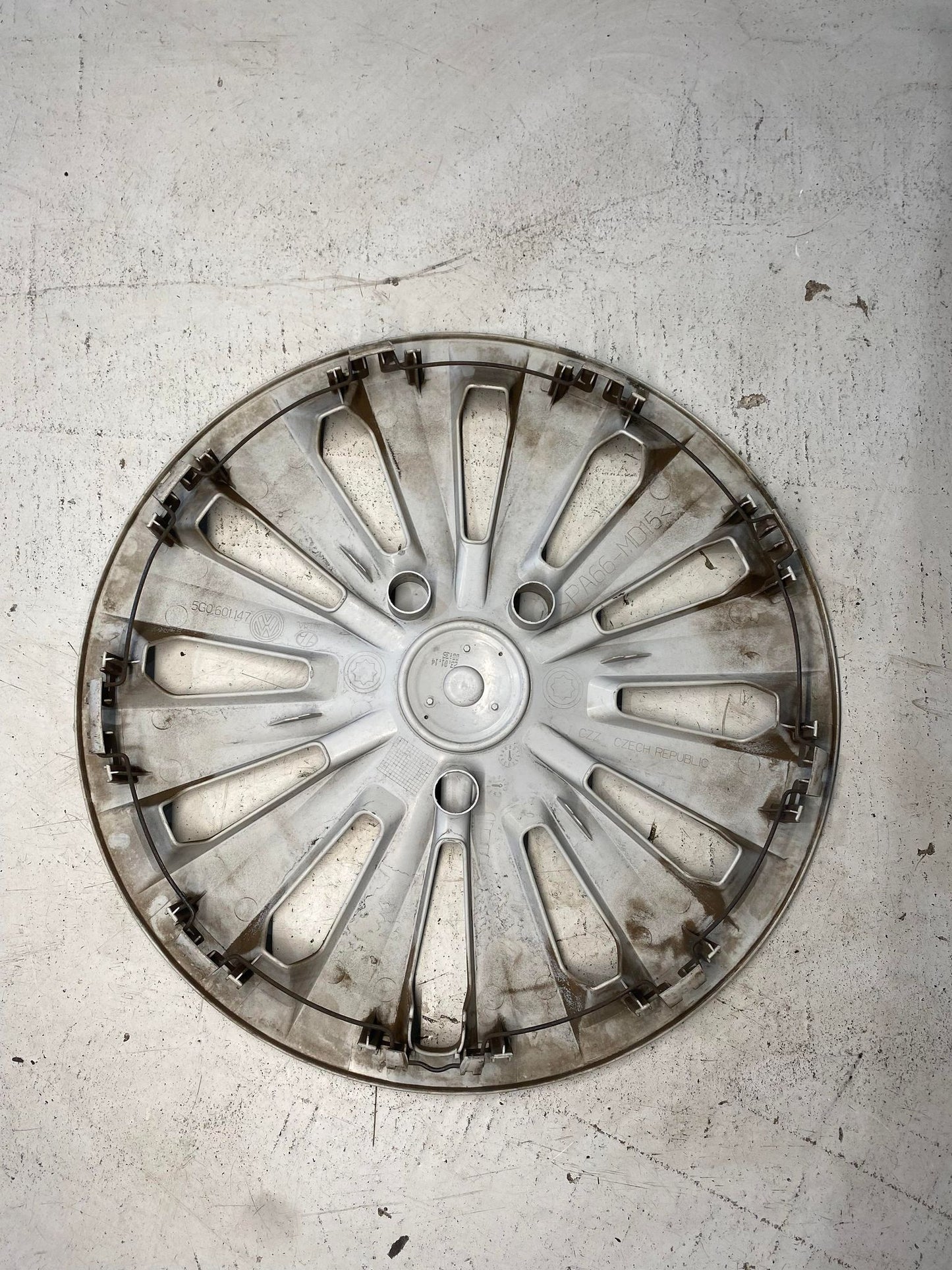 VW GOLF MK7 HUB CAP DRESS RIM WHEEL COVER 5G0601147