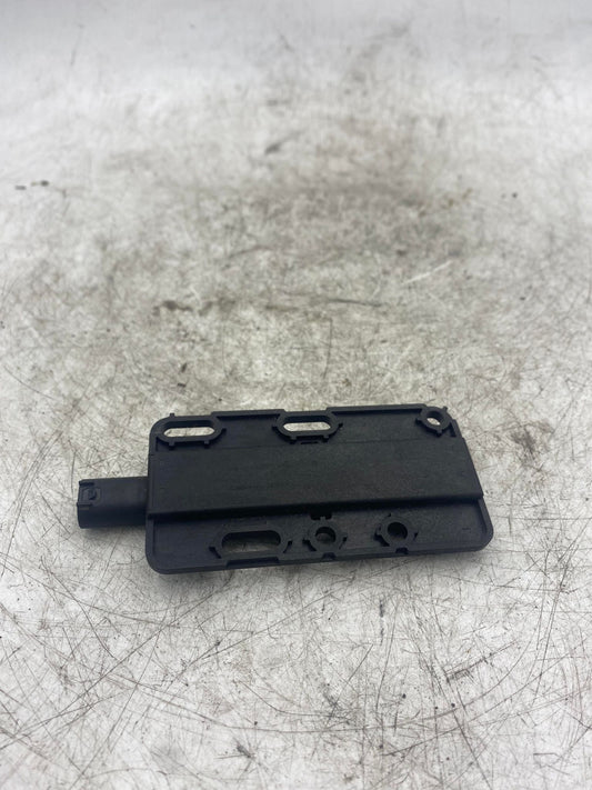 BMW 1 3 5 X SERIES KEYLESS ACCESS ANTENNA MODULE 6922212