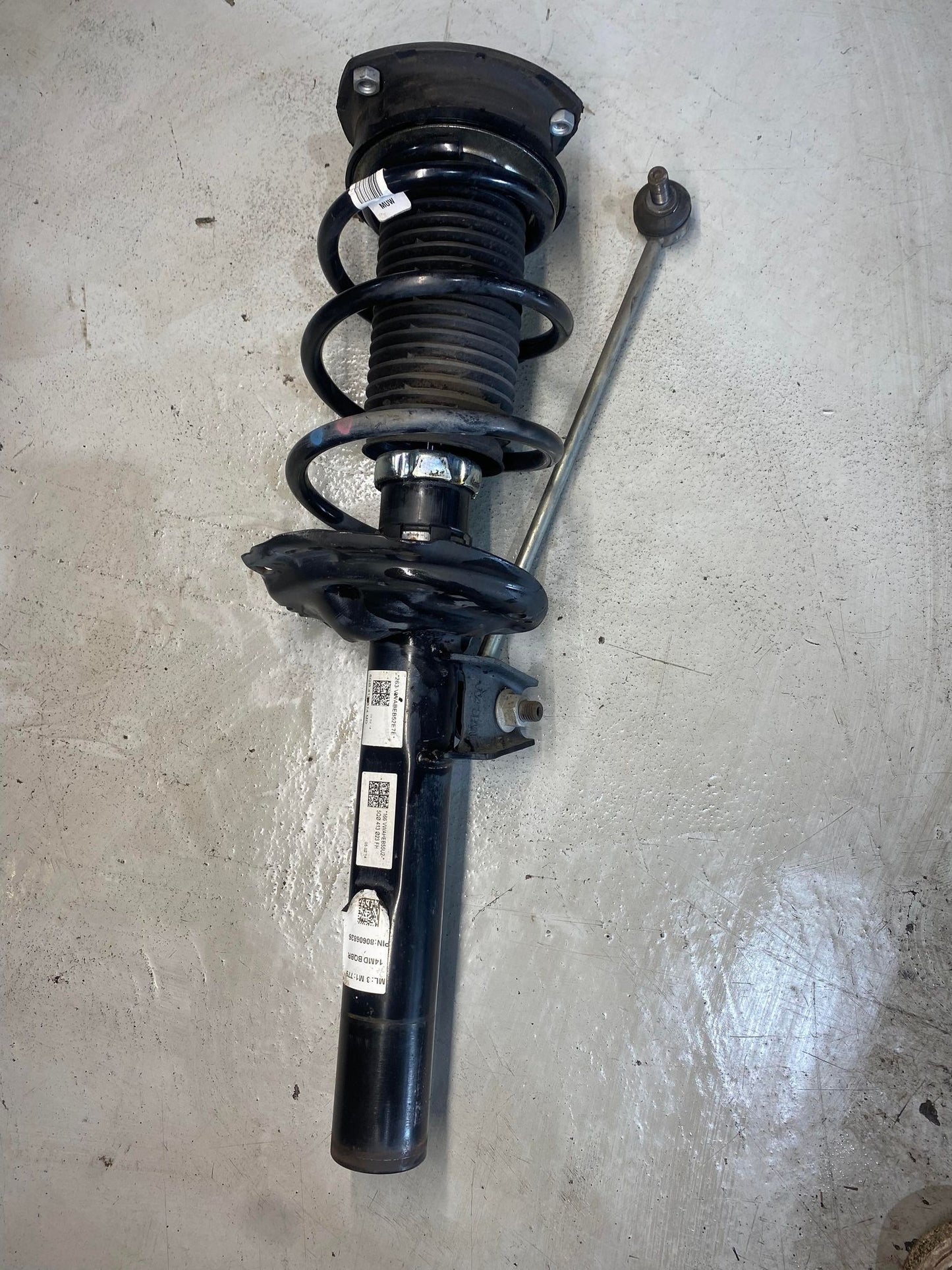 VW GOLF MK7 FRONT RIGHT SHOCK ABSORBER 5Q0412014